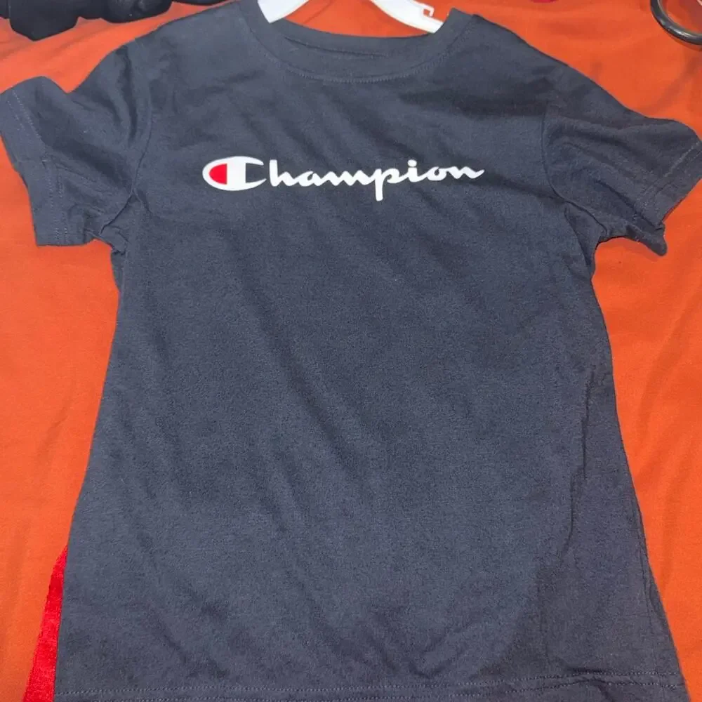 Champion Boys 2-Piece Outfit Set Size 7 Navy Logo Tee & Red Mesh Shorts EUC